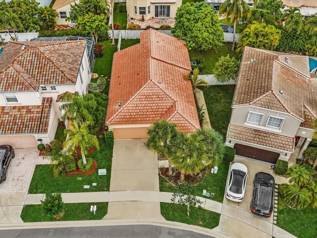 15817 Nw 4th Ct, Pembroke Pines, FL 33028