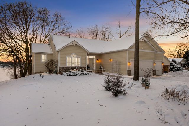 3133 Spring Lake Road SW, Prior Lake, MN 55372