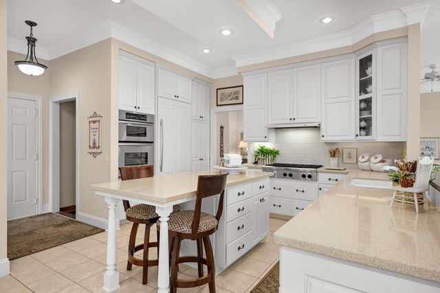 3133 Spring Lake Road SW, Prior Lake, MN 55372