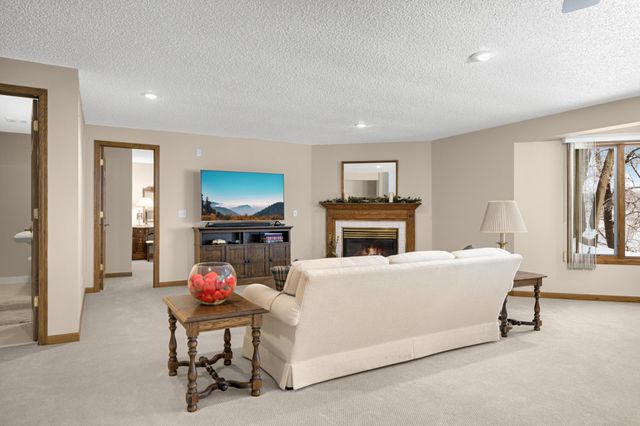 3133 Spring Lake Road SW, Prior Lake, MN 55372