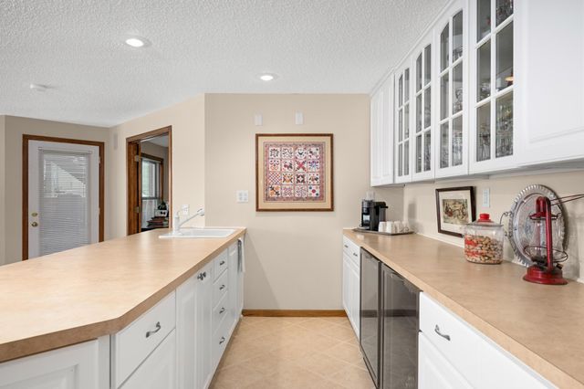 3133 Spring Lake Road SW, Prior Lake, MN 55372