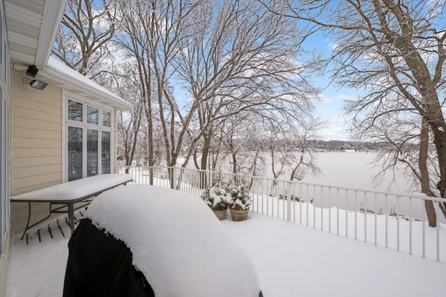 3133 Spring Lake Road SW, Prior Lake, MN 55372