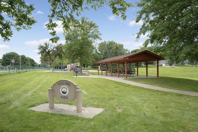 3133 Spring Lake Road SW, Prior Lake, MN 55372