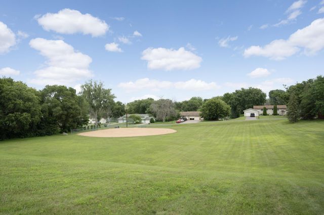 3133 Spring Lake Road SW, Prior Lake, MN 55372