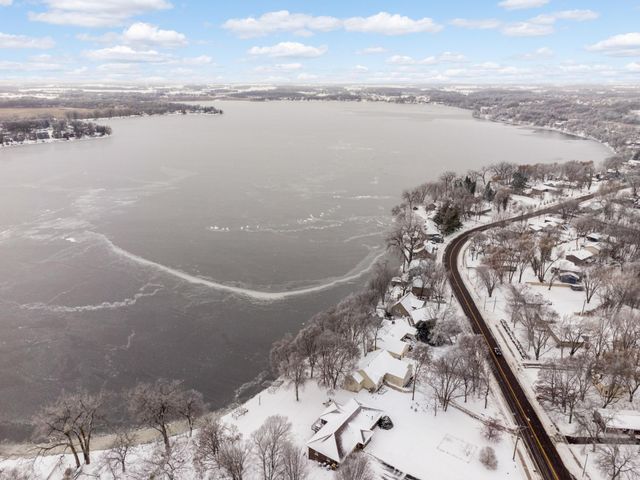 3133 Spring Lake Road SW, Prior Lake, MN 55372