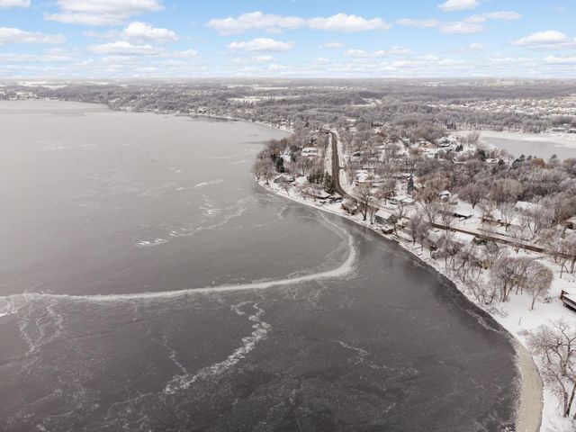 3133 Spring Lake Road SW, Prior Lake, MN 55372