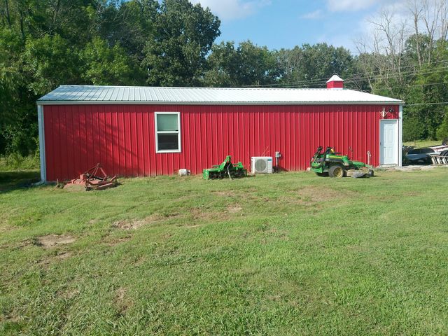 2631 Husband Road, Paducah, KY 42003