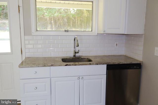 8629 PATTON RD, Glenside, PA 19038