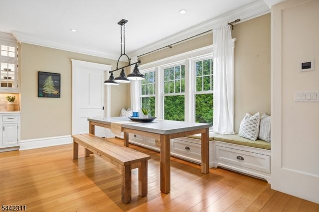 281 Long Hill Dr, Millburn Twp., NJ 07078