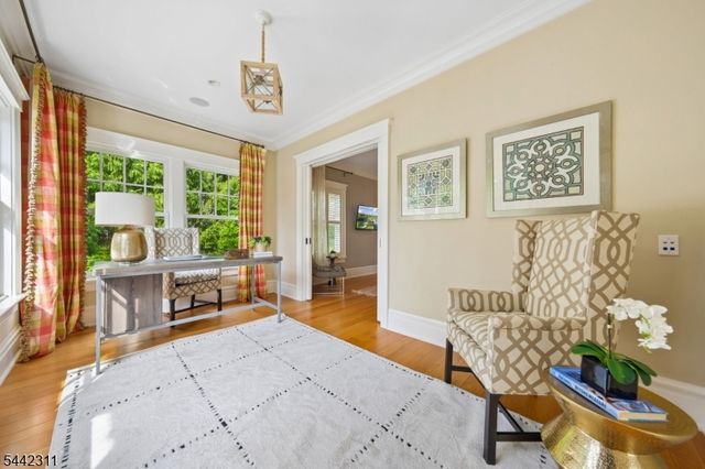 281 Long Hill Dr, Millburn Twp., NJ 07078