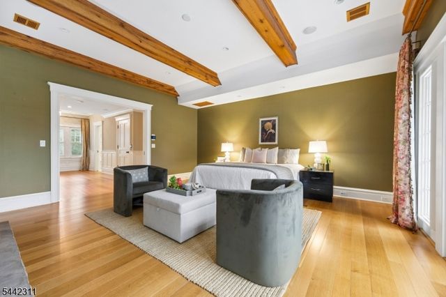 281 Long Hill Dr, Millburn Twp., NJ 07078