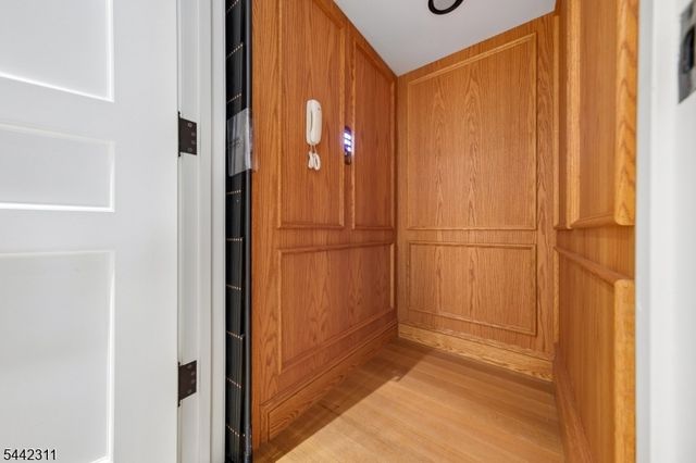 281 Long Hill Dr, Millburn Twp., NJ 07078