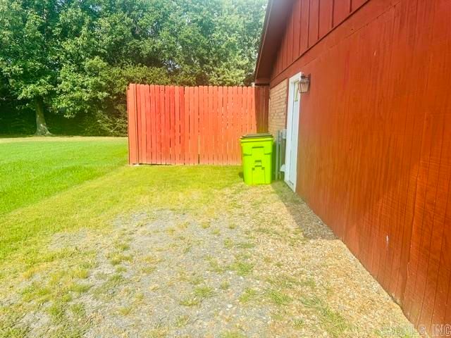 1210 Privett Park Drive, Lonoke, AR 72086
