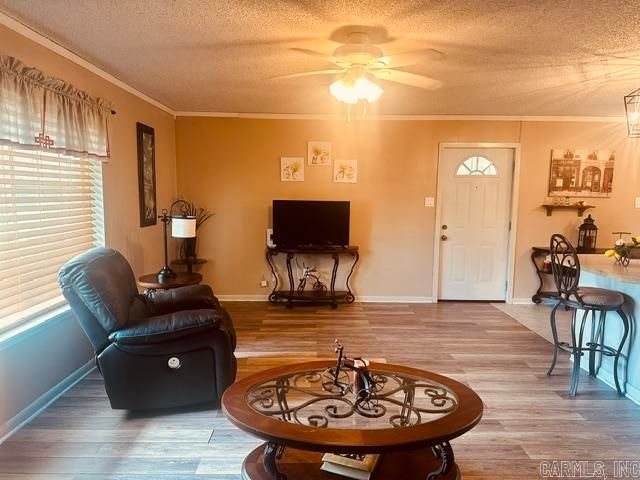 1210 Privett Park Drive, Lonoke, AR 72086
