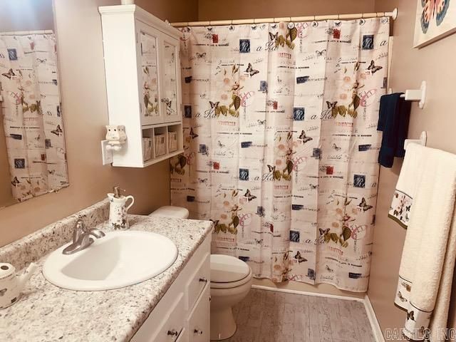 1210 Privett Park Drive, Lonoke, AR 72086