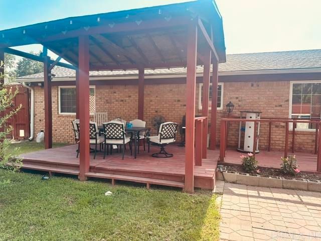 1210 Privett Park Drive, Lonoke, AR 72086