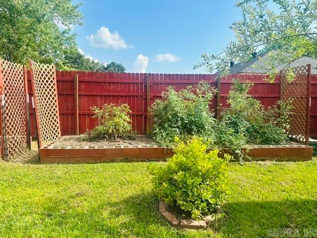 1210 Privett Park Drive, Lonoke, AR 72086