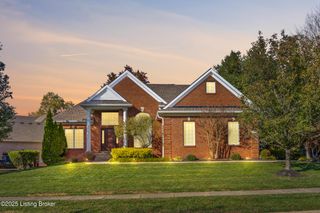 14819 Huntridge Cir, Louisville, KY 40245