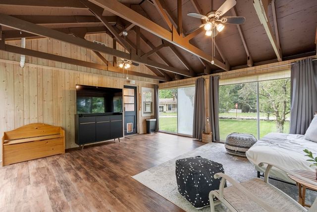 167 Gates Pond Rd, Berlin, MA 01503
