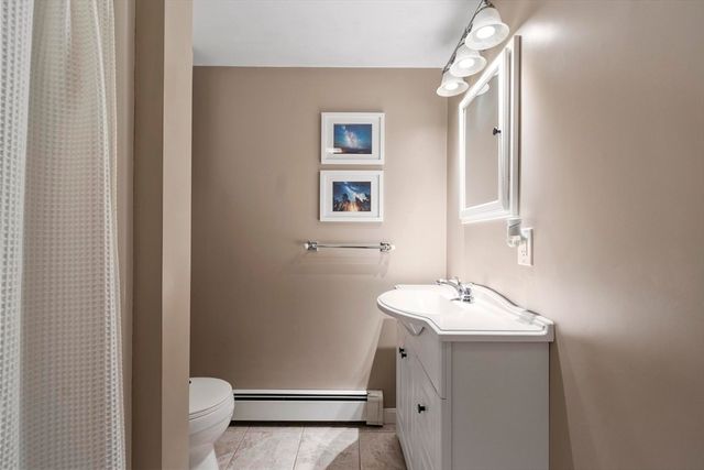 167 Gates Pond Rd, Berlin, MA 01503