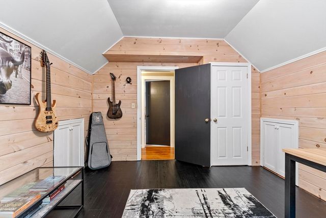 167 Gates Pond Rd, Berlin, MA 01503