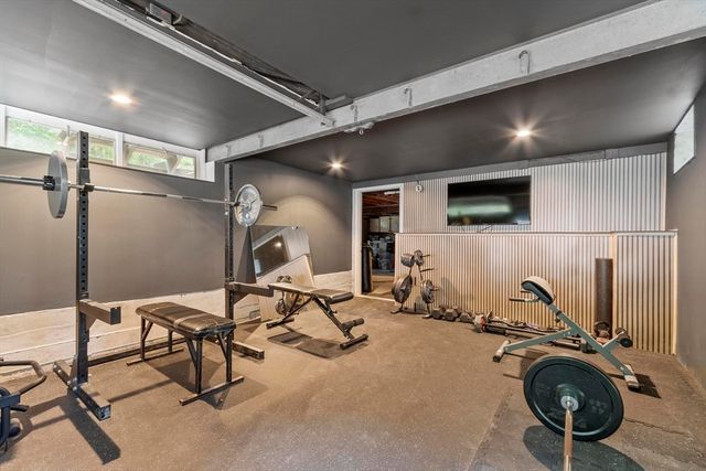 167 Gates Pond Rd, Berlin, MA 01503