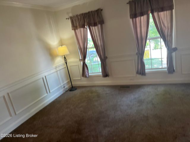 11400 Fenimore Ridge Dr, Louisville, KY 40229