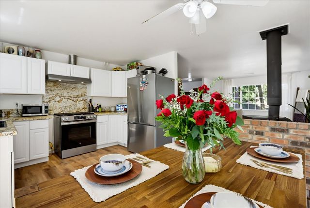 15811 Banner Quaker Hill, Nevada City, CA 95959
