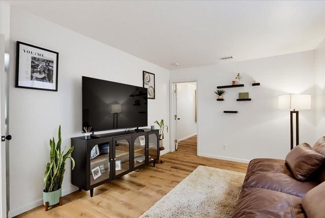 15811 Banner Quaker Hill, Nevada City, CA 95959