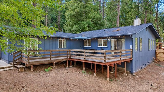15811 Banner Quaker Hill, Nevada City, CA 95959