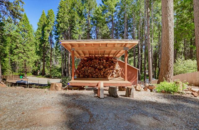 15811 Banner Quaker Hill, Nevada City, CA 95959