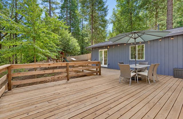 15811 Banner Quaker Hill, Nevada City, CA 95959