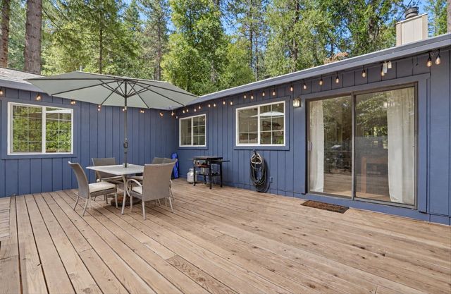 15811 Banner Quaker Hill, Nevada City, CA 95959