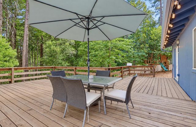15811 Banner Quaker Hill, Nevada City, CA 95959