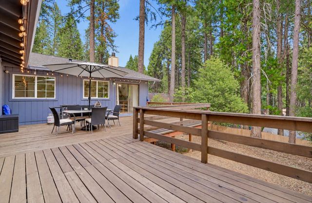 15811 Banner Quaker Hill, Nevada City, CA 95959