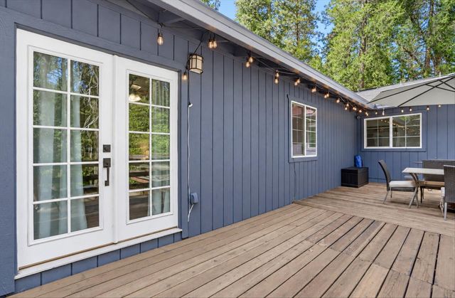 15811 Banner Quaker Hill, Nevada City, CA 95959