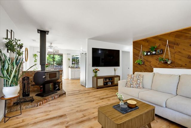 15811 Banner Quaker Hill, Nevada City, CA 95959