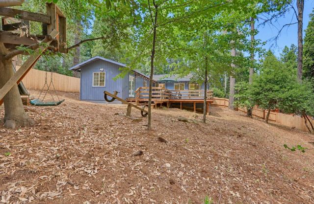 15811 Banner Quaker Hill, Nevada City, CA 95959