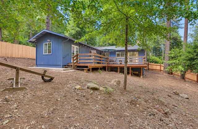 15811 Banner Quaker Hill, Nevada City, CA 95959