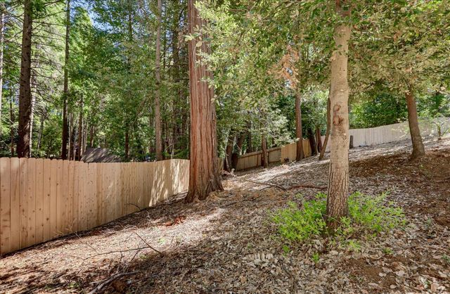 15811 Banner Quaker Hill, Nevada City, CA 95959
