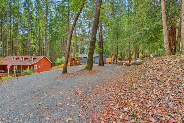 15811 Banner Quaker Hill, Nevada City, CA 95959