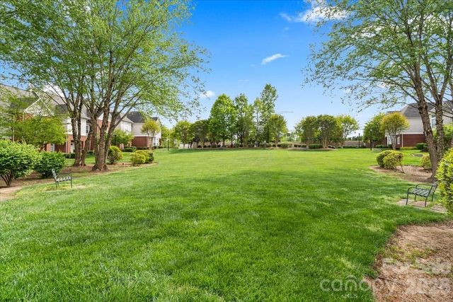 1017 Central Park Circle, Davidson, NC 28036