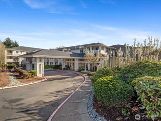 2244 132nd Avenue SE #B214, Bellevue, WA 98005