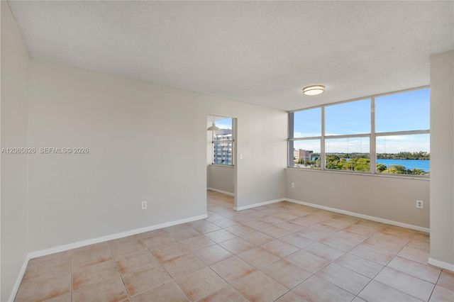1300 NE Miami Gardens Drive 714E, Miami, FL 33179