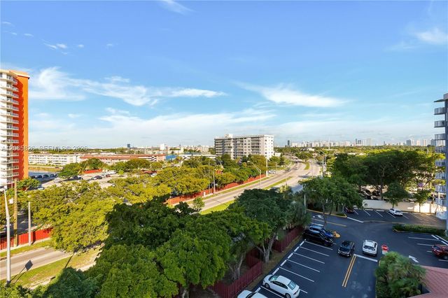 1300 NE Miami Gardens Drive 714E, Miami, FL 33179