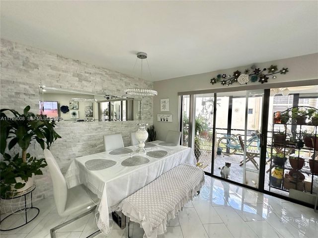 6655 W Broward Boulevard 201, Plantation, FL 33317