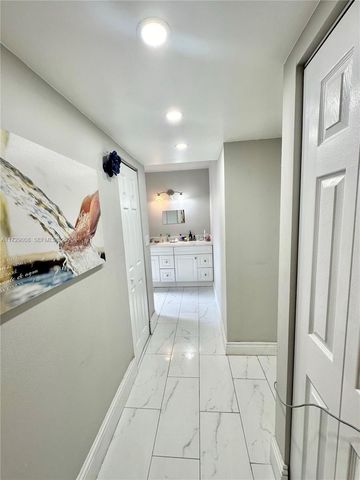 6655 W Broward Boulevard 201, Plantation, FL 33317