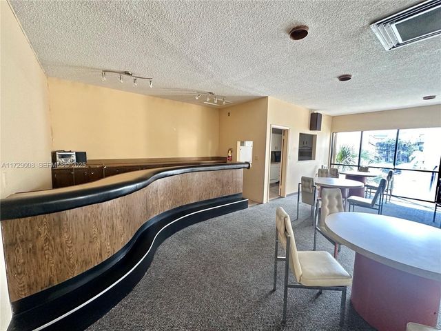 6655 W Broward Boulevard 201, Plantation, FL 33317