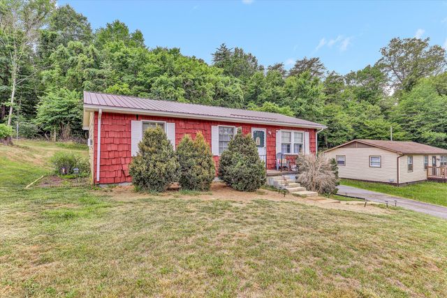 855 Southland DR, Martinsville, VA 24112