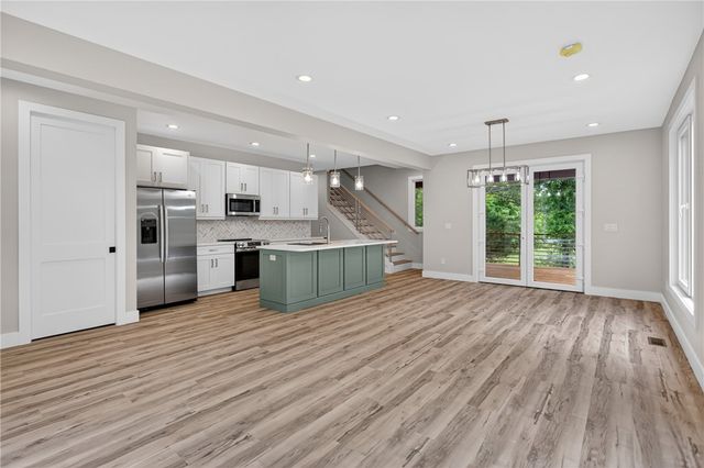 114 Brambleberry Trail, Fair Play, SC 29643